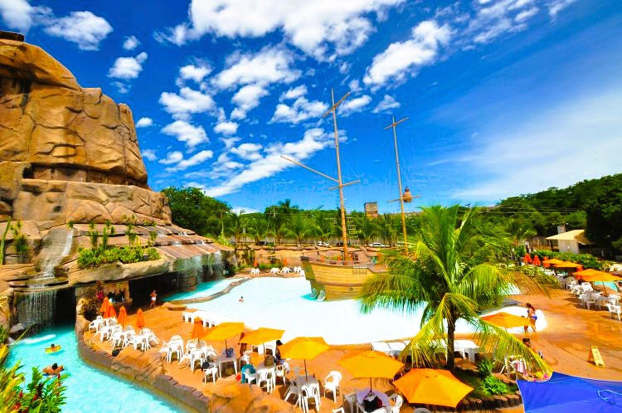 Piazza Diroma - Cortesia Park Diroma, Splash E Slide Калдас-Новас Екстер'єр фото